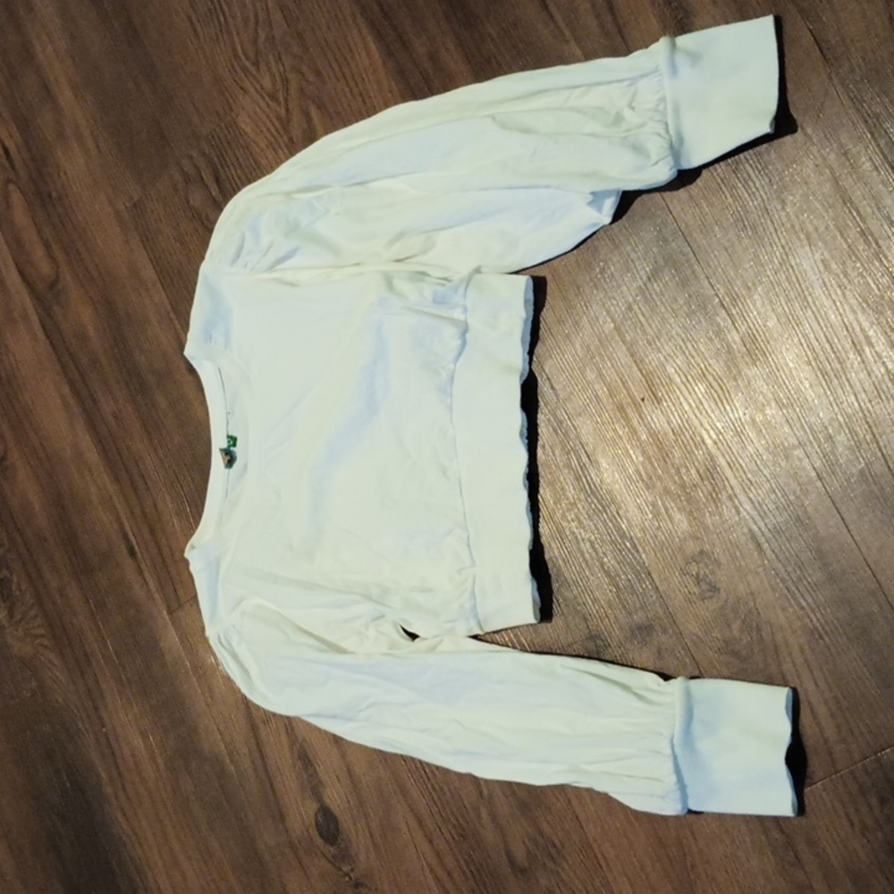 Farm White Cropped Loose Fit Long Sleeve Tee A28